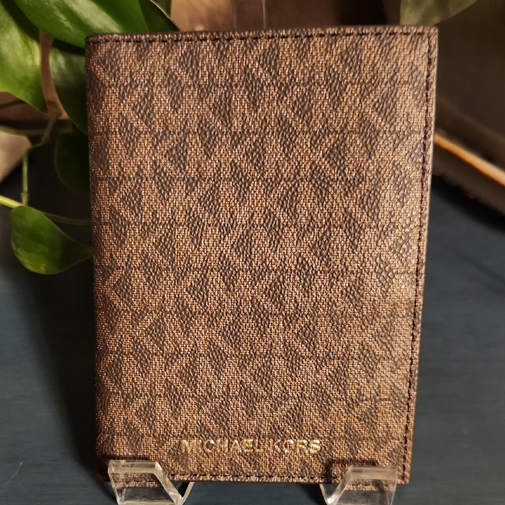 Michael Kors Monogram Passport Cover Holder with Gold Logo EUC or NWOT